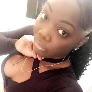 Meet your Posher, Monna